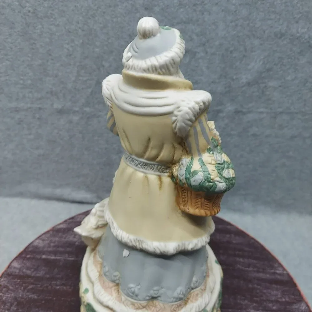 Old World Santa Claus Collectible Porcelain Figurine With Intricate Floral Detai